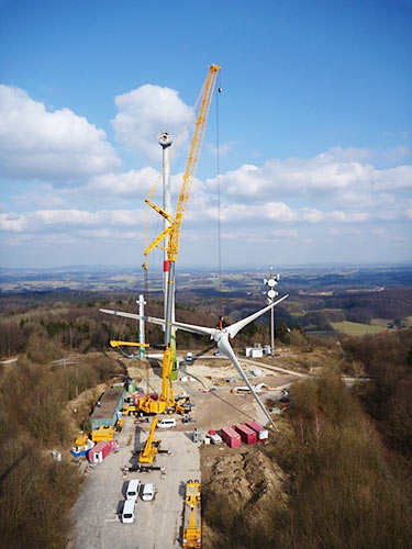Errichtung des neuen Windrades auf dem Hollandskopf 2012